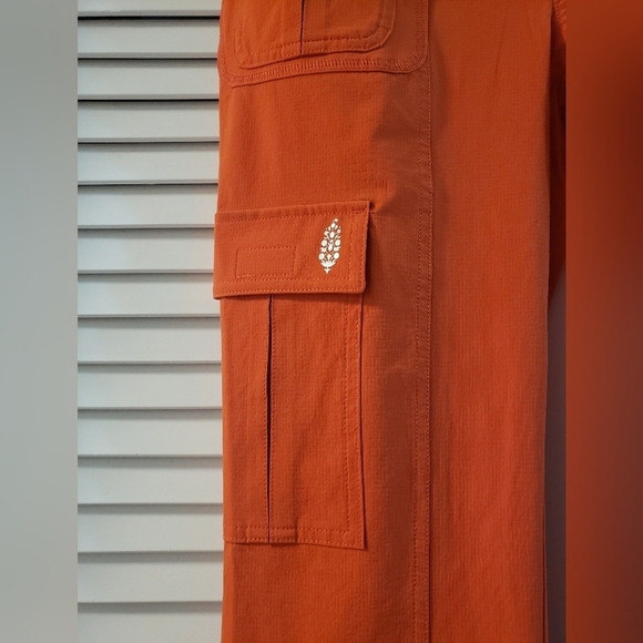 NWOT Free People Movement Cascade Flares Hiking Cargo Outdoor Pants, SIZE XS - Picture 4 of 12